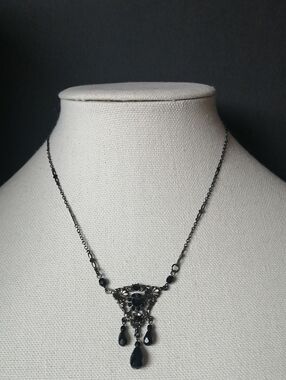 Victorian-Style Gothic-Inspired Necklace